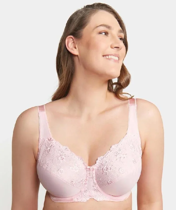 Triumph Embroidered Minimizer Bra - Baby's Cheek