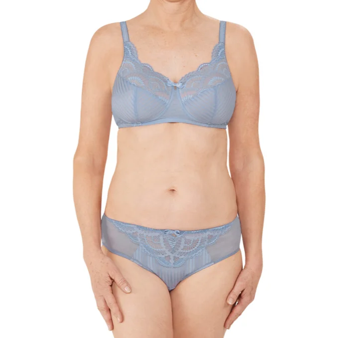 amoena-karolina-brief-light-blue-light-sand-44830