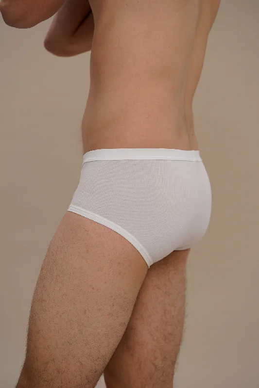 brief-white