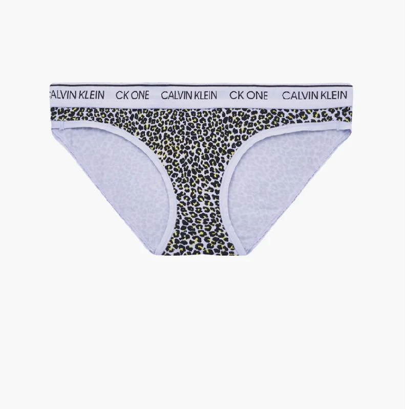 calvin-klein-ck-one-brief-river-cheetah