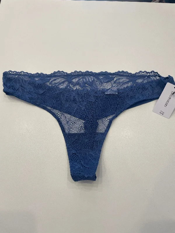 Calvin Klein - Seductive Comfort Lotus Floral Thong | True Navy