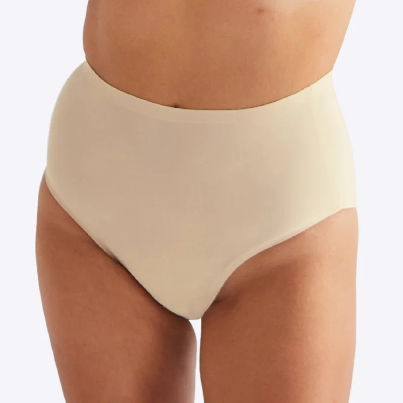 drytech-midi-brief-light-leaks-light-nude