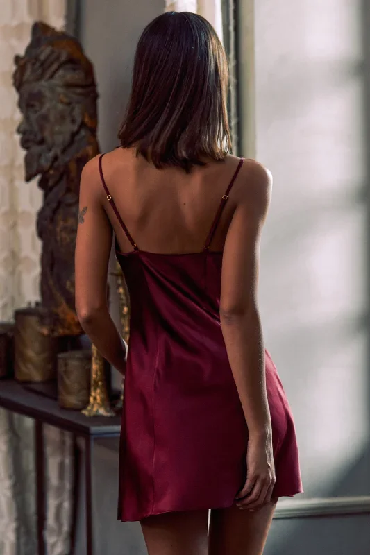 marjolaine-ruby-nightie-burgundy