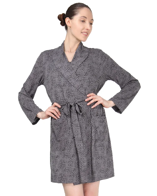 shawl-collar-long-sleeve-robe-with-front-pockets