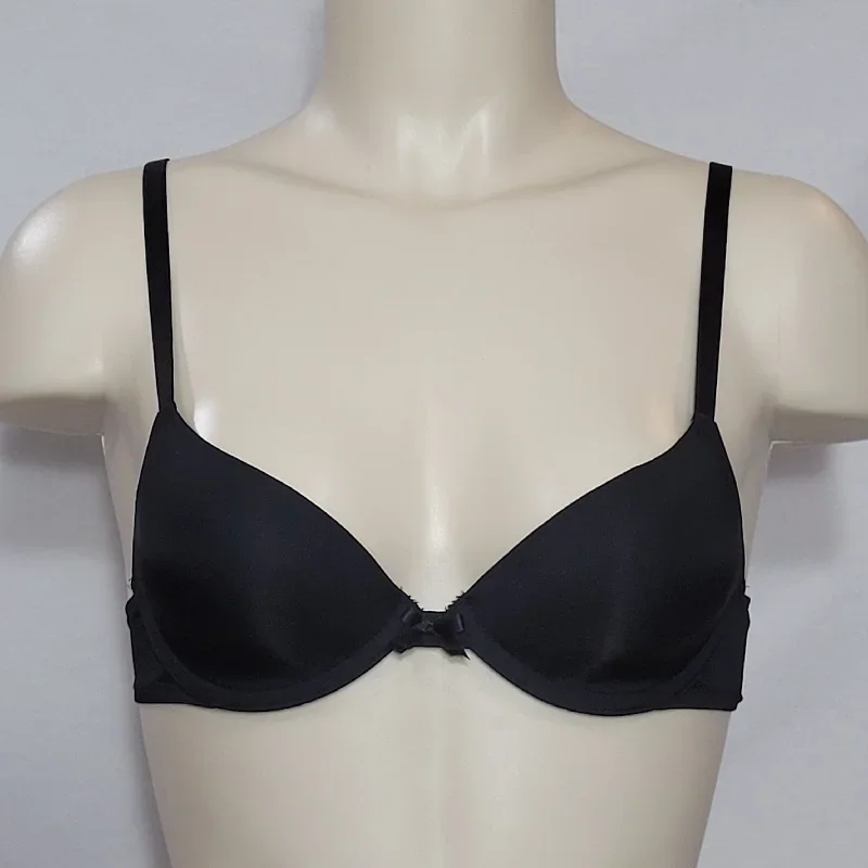 Xhilaration Perfect T-Shirt Convertible Lightly Lined Underwire Bra 32AA Black